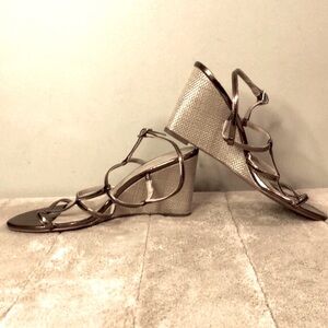 BANANA REPUBLIC strappy bronze sandals